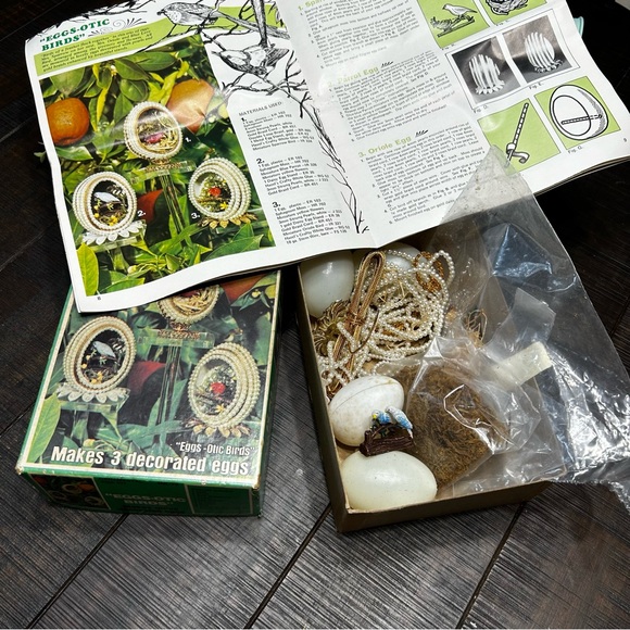 Vintage Hazel’s Kaboodles Eggs-Otic Birds Set - Picture 2 of 6